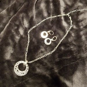 Silver tone necklace and earrings set